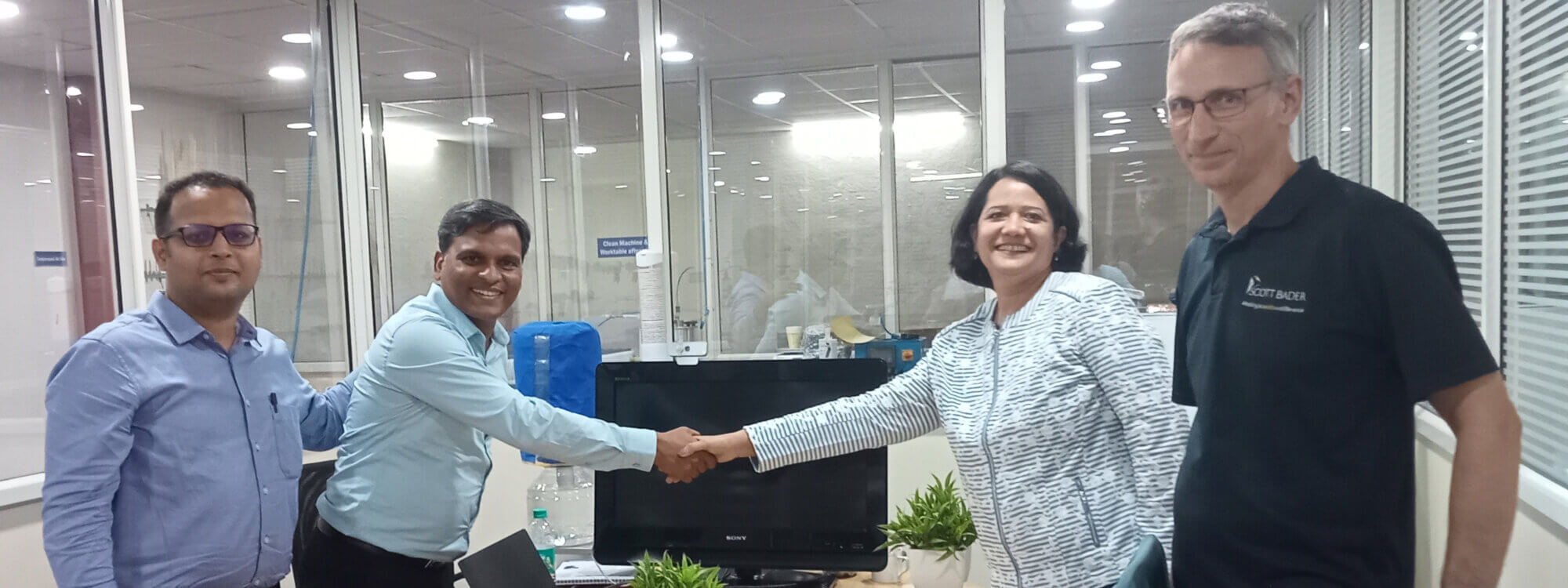 Scott Bader partner with Elixir for the distribution of Crestabond in India